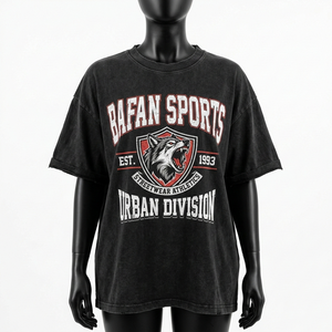 เสื้อยืดโอเวอร์ไซส์ผู้ชาย 240 GSM ผ้าฝ้ายพรีเมียม ล้างสีแบบแอซิดวอช สตรีทแวร์ พิมพ์ลายกราฟิก สกรีนโลโก้ตามสั่ง - Product Image 4