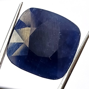 Saphir bleu naturel de 31,45 carats provenant de Birmanie, taille coussin facettée, non chauffé, pierre précieuse en vrac - Product Image 1
