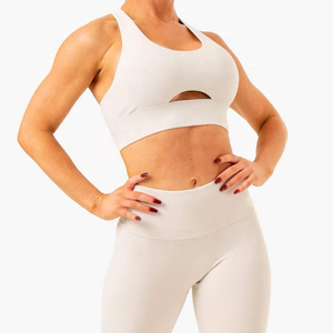 Ensemble de yoga et de fitness pour femmes, dernière collection 2026, tenue de sport personnalisable avec logo - Product Image 1