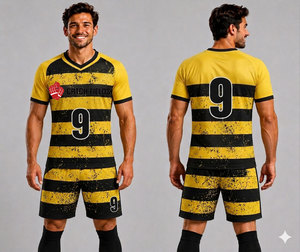 Maillots de football de sublimation pour jeunes en gros, maillot de football à imprimé cœur, uniforme de football à taille élastique personnalisé pour hommes - Product Image 1