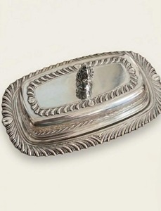 Traditional Style Silver Metal Butter Dish Classic Butter <b>Storage</b> Container For sed For Storing Butter Fresh And Hygienic - Product Image 5