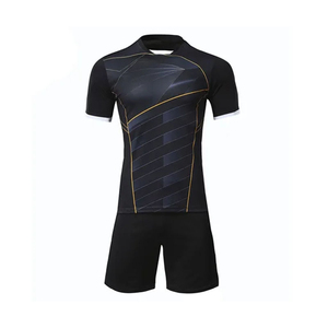 Camiseta de fútbol Blackout con un llamativo estampado gráfico de líneas doradas. Equipación de calidad profesional para entrenamiento de equipos y partidos. Uniformes de fútbol. - Product Image 2