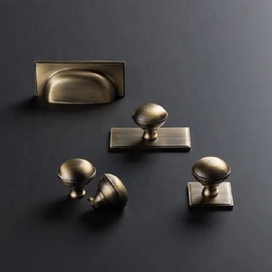 Poignée de meuble élégante en laiton nickelé poli, poignées et boutons modernes et durables pour commodes et tiroirs - Product Image 6