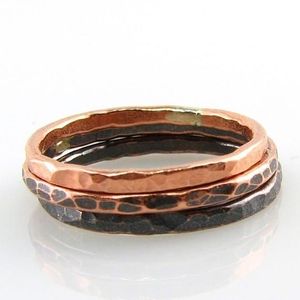 Anillo de Cobre Hecho a Mano con Diseño Simple, Acabado Liso y Cómodo para Uso Diario - Product Image 3