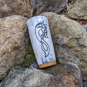 Corne à boire naturelle faite à la main avec finition polie et lisse pour les fêtes et festivals de style viking, mug à bière décoratif - Product Image 4