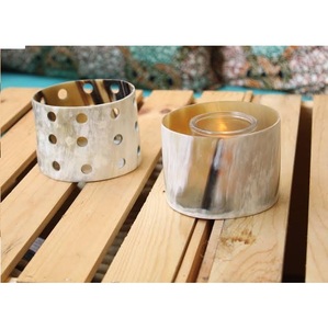 Porte-bougie en agate de haute qualité, en corne de buffle naturelle, fait main, décoration de fête, style animal poli, taille moyenne - Product Image 1
