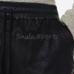 กางเกงขาสั้นหนังผู้ชายสำหรับฤดูร้อนและสวมใส่ต่อสู้ แฟชั่นใหม่ กางเกงขาสั้นลำลองผู้ชาย หนังแท้ 100% - Product Image 6