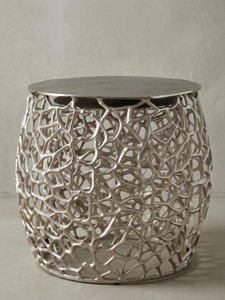Mesa de Centro Redonda Moderna Home Poetry con Acabado Martillado, 42 cm de Diámetro, Muebles de Sala de Estar, Diseño Contemporáneo - Product Image 5