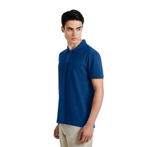 เสื้อโปโลแขนสั้นผู้ชายสำหรับฤดูร้อน ราคาขายส่งแบบกำหนดเอง ผลิตจากเส้นใยสังเคราะห์ใหม่ ลายเรียบ - Product Image 2