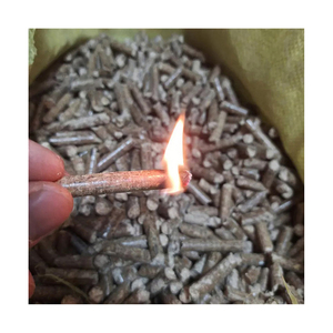 Pellets de madera de alta calidad en venta a precio económico, hechos en el Reino Unido. - Product Image 4