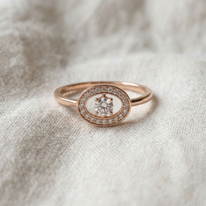 Anillo de Compromiso de Oro Rosa Natural de 14K con Diamantes para Mujer, Corte Brillante Redondo, Estilo Clásico con Halo, Regalo de Boda y Aniversario - Product Image 4