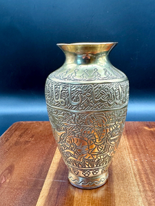 Modern Aluminium Hammered Flower <b>Vase</b> Embossed Designer for Wedding Decor Accessories Greatest Quality Metal Flower <b>Vase</b> - Product Image 2