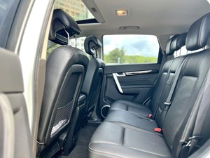 Chevrolet <span class=keywords><strong>Captiva</strong></span> <span class=keywords><strong>2015</strong></span> 2.4 AWD Edición Flagship de 7 Plazas, Automático, Autos Usados Chinos de Alta Calidad con Buen Estado Exterior - Product Image 6