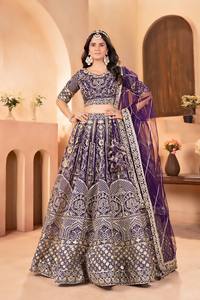 Laissez-vous sublimer à chaque célébration avec ce Lehenga Choli de boutique, fabriqué à partir de matériaux recyclés, style traditionnel pour mariage/fête/usage quotidien. - Product Image 2