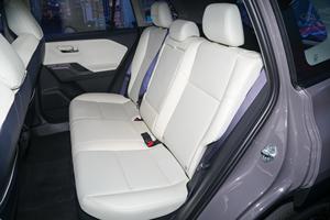Toyota <span class=keywords><strong>RAV4</strong></span> hybride 2.0L 2WD Elite <span class=keywords><strong>Edition</strong></span> 2026 - Product Image 5