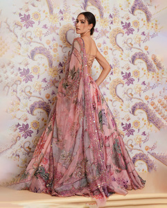 Lehenga Tradicional India Rosa de Diseñador, Cosido, Última Moda, para Novias y Fiestas, con Trabajo de Espejo, Venta al por Mayor, Invierno y Verano, Secado Rápido - Product Image 1