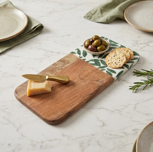 Tabla de cortar de madera hecha a mano, bandeja de servir de madera multiusos, plato de madera multiusos, tabla de cortar de corteza de árbol - Product Image 1