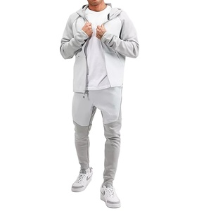 Chándal cortavientos con capucha personalizado de alta calidad para hombre con logotipo reflectante de patrón sólido para entrenamiento de invierno y trotar - Product Image 6