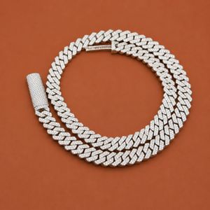 Chaîne cubaine Hip Hop Iced Out avec moissanite VVS pour hommes - Product Image 2