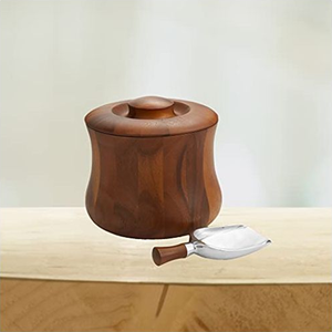 Seau à glace élégant en bois d'acacia, doté d'une silhouette de sablier incurvée, d'un couvercle sans joint et d'une cuillère de service en alliage métallique assortie. - Product Image 4