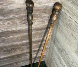 Bâton de marche en bois poli fait main écologique, léger, en bois massif, design rectangulaire personnalisé, sculpté, moderne, promotionnel - Product Image 1