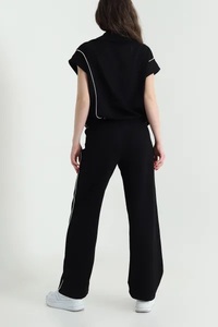 EVERGLOW <b>Women's</b> Spring Maternity Minimalist Streetwear <b>Tracksuit</b> Solid Green Turtleneck Full Sleeve Regular Fit Split Hem - Product Image 6