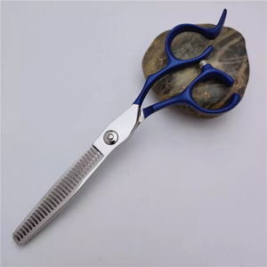 Ciseaux à cils professionnels Ovexa Surgical 10 mm, ciseaux de barbier, pointe lisse, prise en main parfaite, acier inoxydable durable, expédition immédiate, salon - Product Image 6