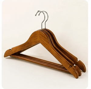Perchas de Madera Sólida de Lujo con Logotipo Personalizado y Gancho Giratorio para Abrigos y Trajes, para Exhibición en Boutiques y Tiendas Minoristas de Alta Gama - Product Image 5