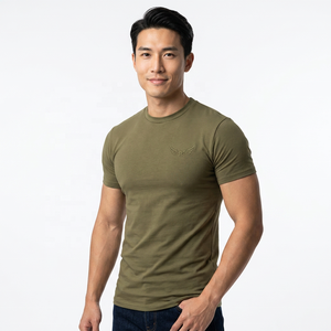 Camiseta de Manga Corta para Hombre, Color Verde Oliva, Corte Ajustado, con Logotipo de Ala en Relieve en la Parte Delantera, Cuello Redondo, Estilo Casual de Punto - Product Image 5