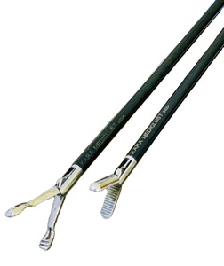 Pinza Allis laparoscópica Kara con mango sin trinquete/pinza reutilizable laparoscópica con inserto y mango - Product Image 3