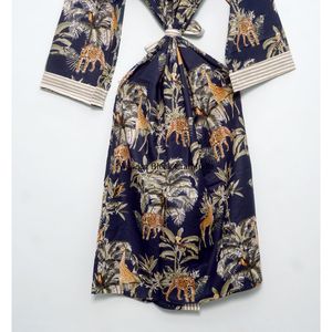 Kimono vintage de algodón de talla grande, 100% algodón, estampado floral, suave y cómodo, largo hasta el suelo, vestido tipo bata, ropa de playa. - Product Image 6