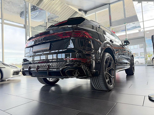 Brand New 2025 Audi RSQ8 Turbo 4.0L R20 Left Dark Leather Seats Panoramic Sunroof LED Headlights Automatic SUV 640 HP Euro V - Product Image 4