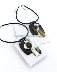 KISWAH CRAFT superventas 2024 collar de estilo étnico embalaje personalizado colgante clásico de cuerno de búfalo Natural - Product Image 1