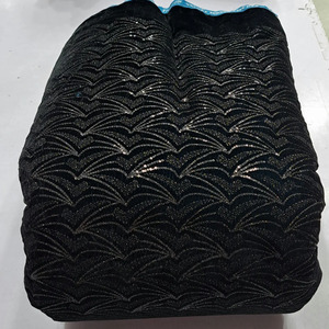 Tissu en velours brodé pour robes de mariée et robes de soirée perlées, destiné aux acheteurs en gros mondiaux - Product Image 1