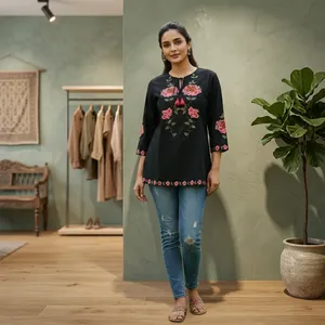 Blusa Túnica Negra para Mujer con Bordado Floral, Manga Tres Cuartos, Corte Holgado, Estilo Étnico Casual con Cuello Atado, para Uso Diario - Product Image 1