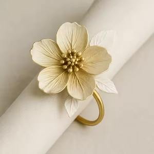 Elegante Anillo de Servilleta Metálico para Banquetes, Decoración de Bodas, Presentación de Mesa de Comedor y Estilismo de Eventos - Product Image 1