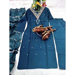 Traje de Fiesta para Mujer de Diseñador con Bordado, Conjunto de Pantalón y Dupatta - Product Image 3