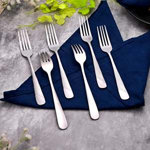 Ensemble de 6 mini-fourchettes élégantes en métal argenté avec manche en acier inoxydable pour dîner, fruits, aliments et vaisselle, pour la maison et la restauration - Product Image 3