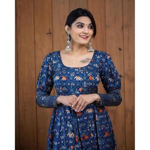 DISEÑADOR SATIN SILK PRINT TRABAJO SOLO VESTIDO AZUL MARINO - Product Image 3