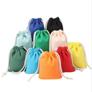 Pochette en gaze colorée à cordon de serrage en toile Fabrication personnalisée pour l'emballage, le stockage et la promotion - Product Image 6