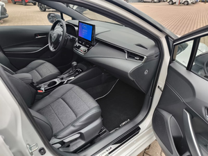 Toyota Corolla 2.0 Híbrido TS Wagon Automático, Vehículo Familiar Eficiente en Consumo de Combustible, Volante a la Izquierda, Calidad de Exportación - Product Image 4