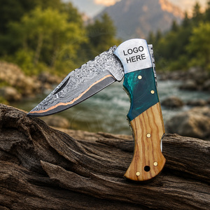 Nueva llegada: Cuchillo plegable OEM de acero damasco y cobre con mango de resina y madera, ideal para camping, regalo personalizado de aniversario. - Product Image 3