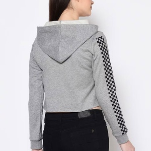 Custom 100% Cotton OEM Grey <b>Crop</b> <b>Hoodie</b> Checkerboard Sleeve Printed Pullover <b>Women</b> <b>Crop</b> <b>Hoodie</b> Manufacturer - Product Image 4