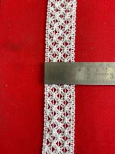 Atractivo encaje de algodón con acabado impecable y calidad de tela duradera para marcas de moda. - Product Image 3