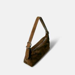 Sac à bandoulière vintage en cuir découpé - Product Image 1