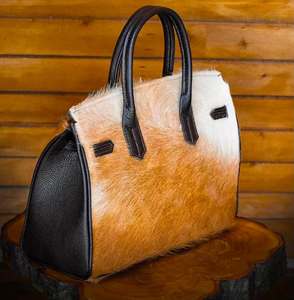 Sac fourre-tout élégant en cuir véritable pour femme Coral Weavers, en cuir de vachette brun à poils, motif bicolore, fermeture éclair, portable, style bohème - Product Image 3