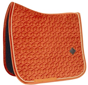 Tapis de selle d'équitation personnalisable de haute qualité en tissu velours, respirant et absorbant l'humidité, pour le printemps et l'automne - Product Image 4