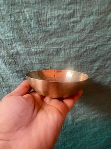Bol chantant de méditation professionnel en laiton pur pour la guérison des chakras, la musicothérapie, la pratique du yoga et la méditation tibétaine - Product Image 3
