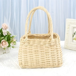 Charming rattan <b>baskets</b> for gifts eco friendly storage <b>cheap</b> price <b>basket</b> with carry handle - Product Image 4
