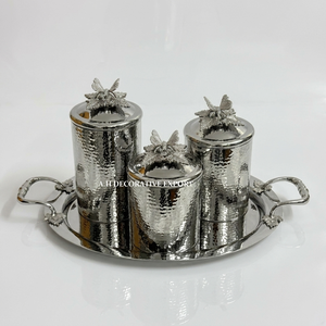Juego de Recipientes Metálicos con Motivo de Mariposa, Acabado Niquelado Martillado, para Almacenamiento de Alimentos y Decoración del Hogar, con Bandeja - Product Image 1